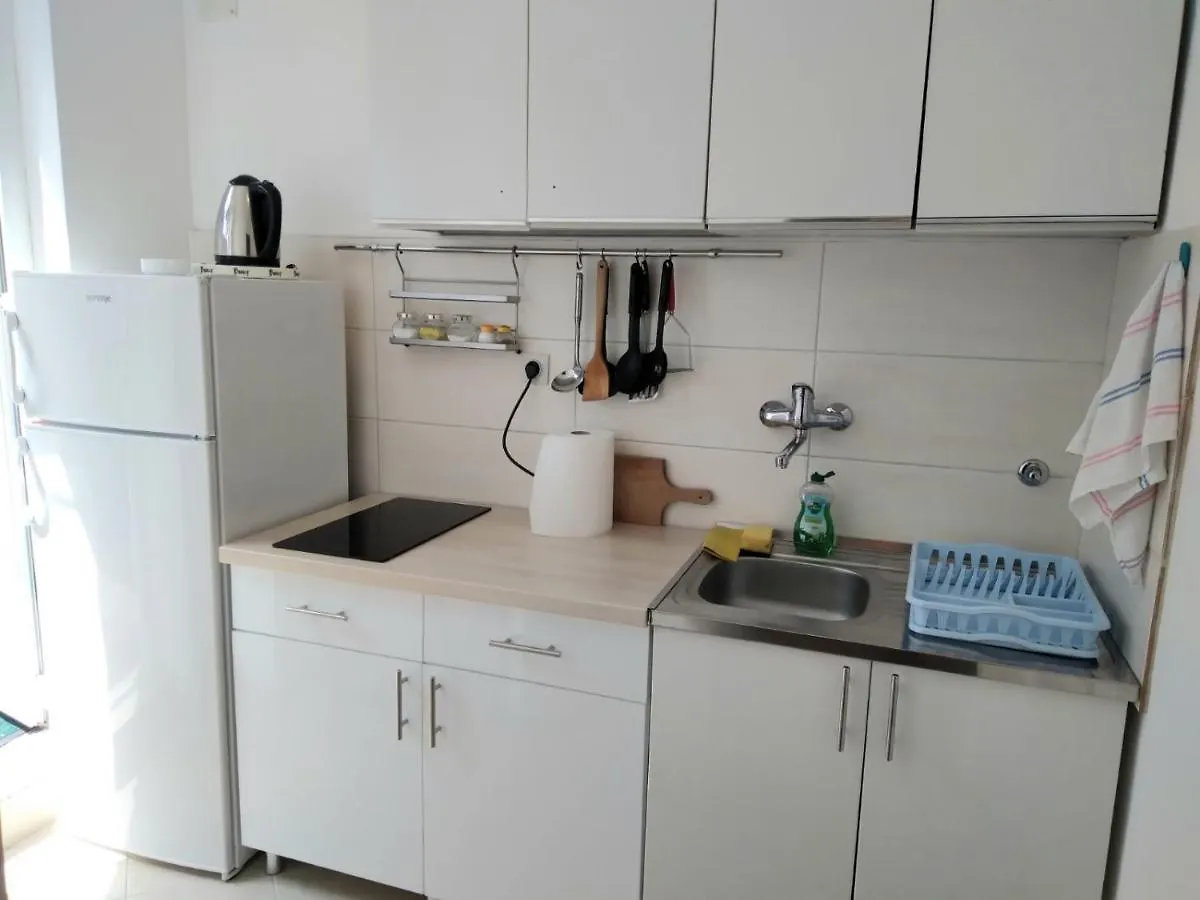 Apartment Perla - 150M From The Sea Novi Vinodolski